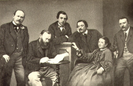 Рис. 2. А.Н. Островский среди артистов. Фото 1863.