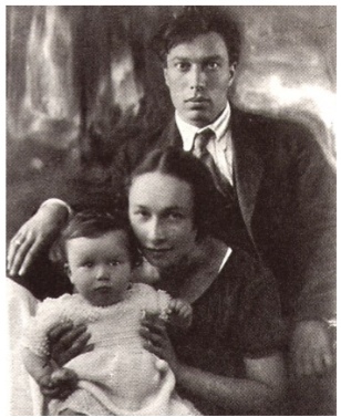 Рис. 4. Б.Л. Пастернак с женой и сыном. Фото 1924.