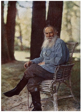 Рис. 1. Л.Н. Толстой. Фото 1908.