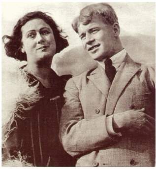 Рис. 3. С.А. Есенин и А. Дункан по прибытии в Америку. Фото 1922.